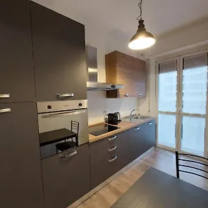 M.aurelio Appartamento Milano